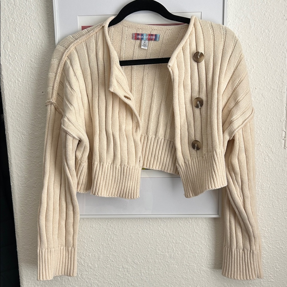 Urban Outfitters Cropped Ribbed Cardigan in Cream with Toggle Buttons